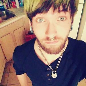 Meet your Posher, Cameron